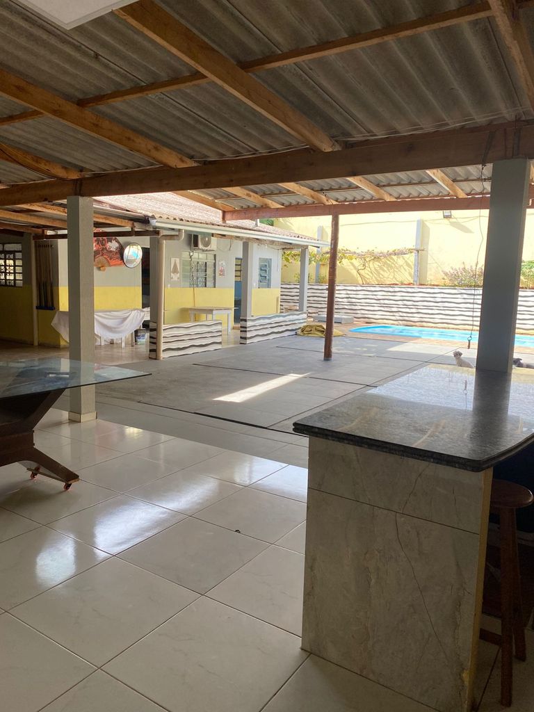 ? Casa de Esquina com Piscina à Venda ? Região Tranquila | Londrina/PR