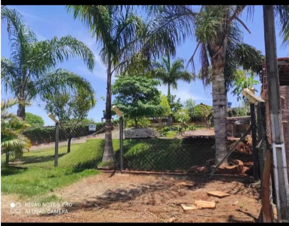 Imagens do imóveis Chácara à Venda em Londrina com Piscina, Pomar e Área de Lazer