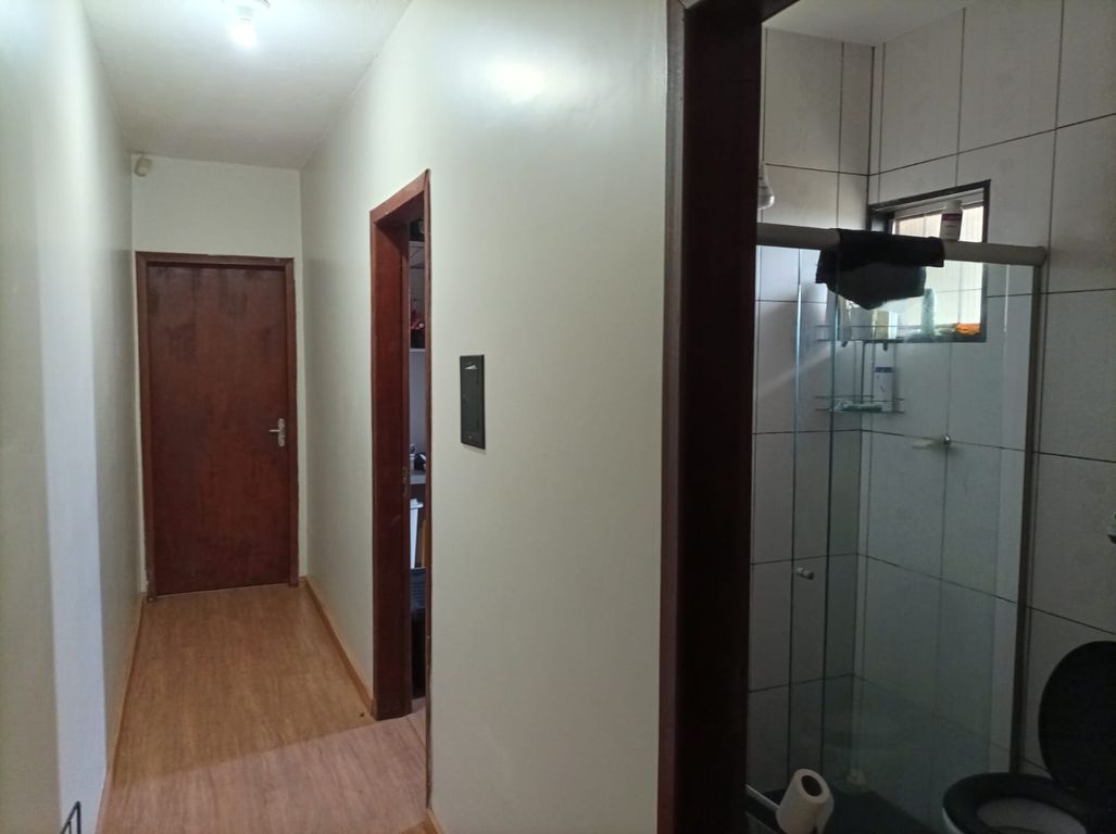 Casa à venda ? Zona Leste de Londrina