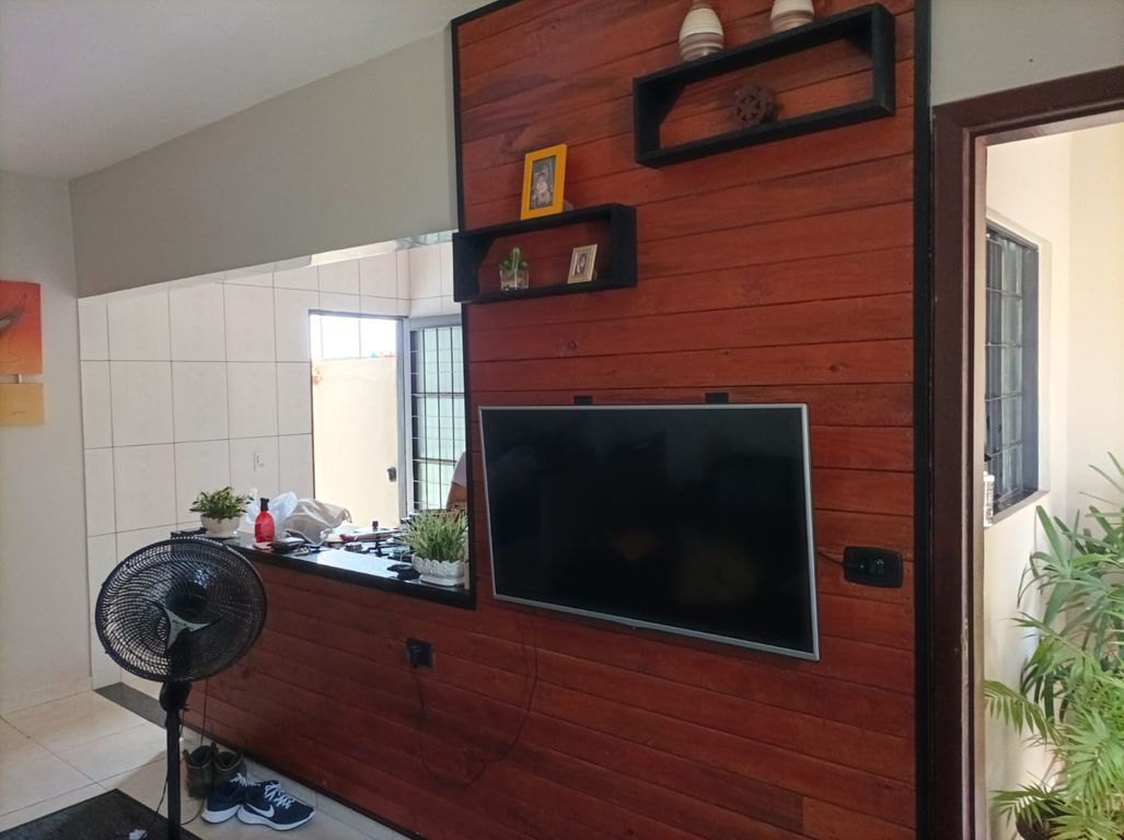 Casa à venda ? Zona Leste de Londrina