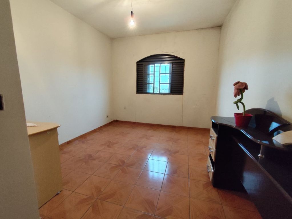 CASA COMERCIAL À VENDA ? REGIÃO CENTRAL | LONDRINA ? PR