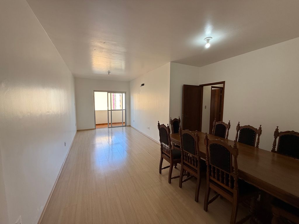 Apartamento no Centro de Londrina ? 3 Quartos (1 Suíte) | Sacada | 1 Vaga