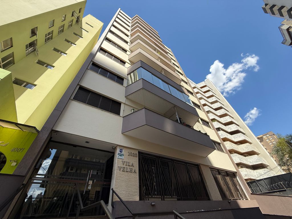 Apartamento no Centro de Londrina ? 3 Quartos (1 Suíte) | Sacada | 1 Vaga
