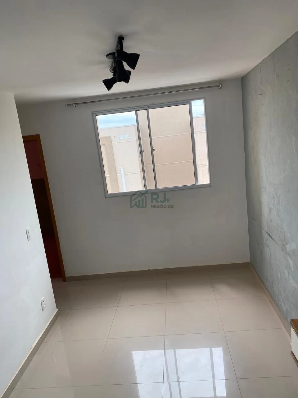 Apartamento à Venda - Residencial Lagoa Santa | Zona Leste - Londrina/PR