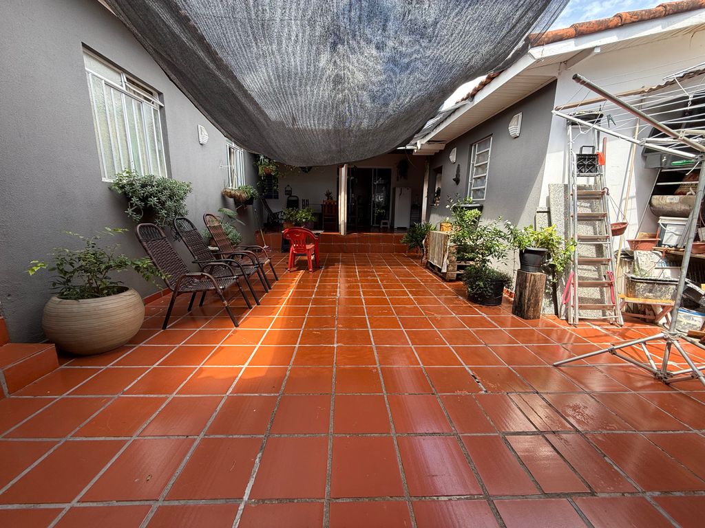 ? Casa à Venda ? Jardim Paraíso | Zona Norte de Londrina