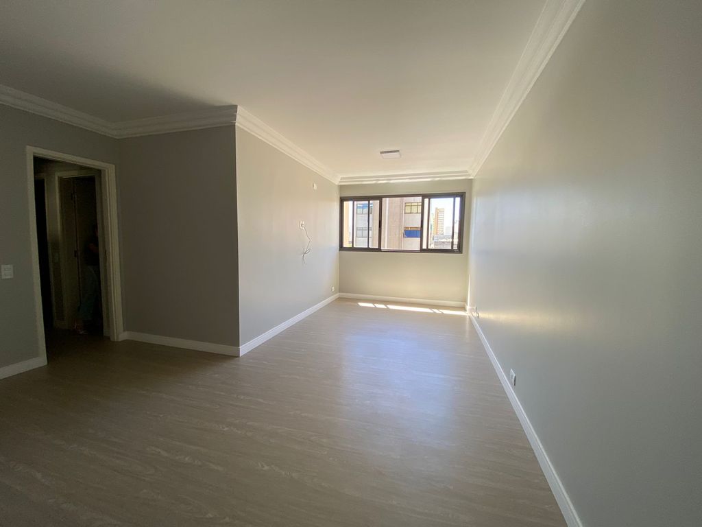 Apartamento à Venda ? Edifício Porto Velho | Centro de Londrina