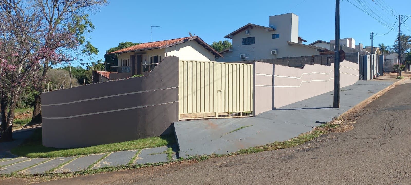 Sobrado à Venda ? Parque Residencial Granville