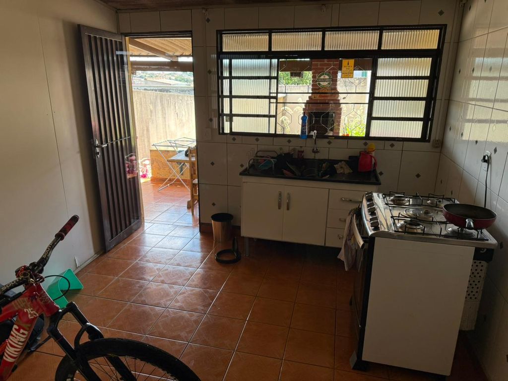 Casa Geminada à Venda no Sabará I ? Londrina/PR