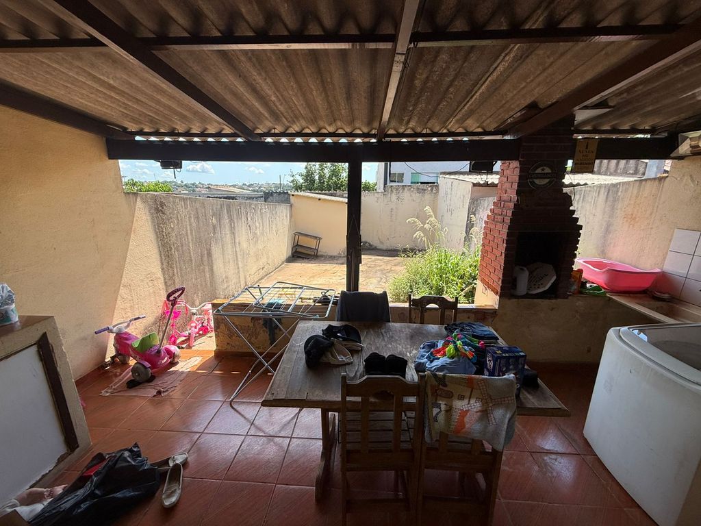 Casa Geminada à Venda no Sabará I ? Londrina/PR