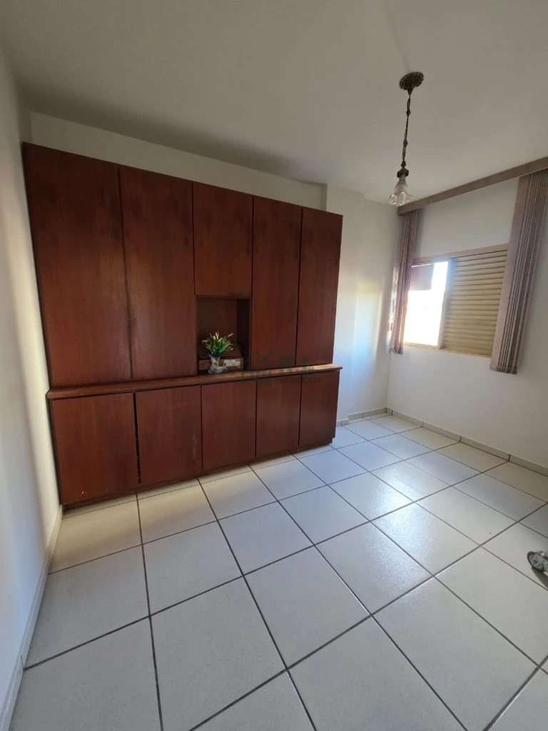 Venda de Apartamento Edifício San Conrado - Rua Belo Horizonte, 840