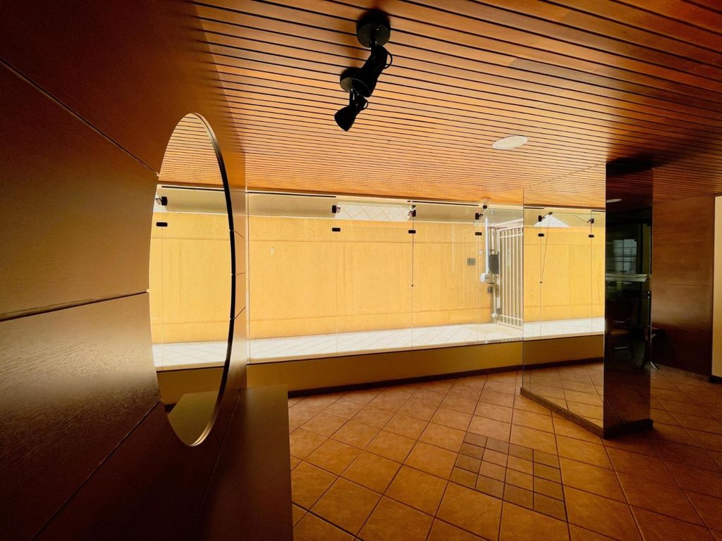 Venda de apartamento - Ilha da Madeira  Centro - Londrina/PR, Central