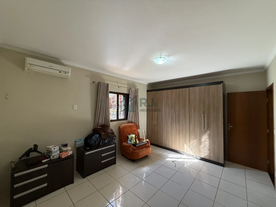 Imagens do imóveis Casa à Venda - Jardim Tokyo