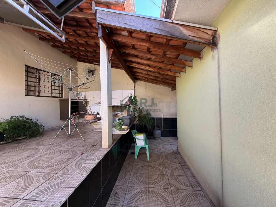Imagens do imóveis Casa à Venda - Jardim Tokyo