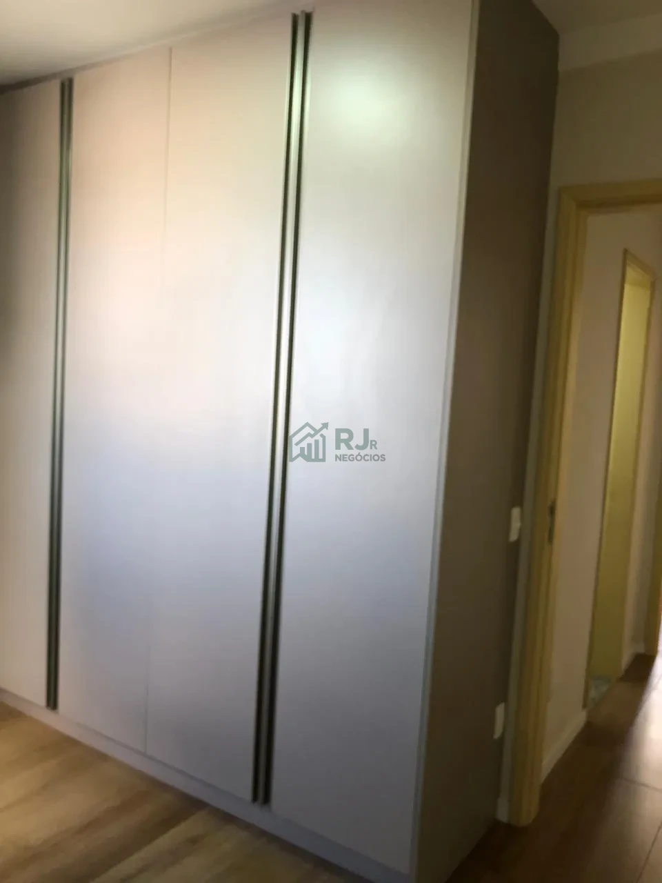 Imagens do imóveis Apartamento À Venda Condomínio Ilha Das Flores Londrina - Larsen