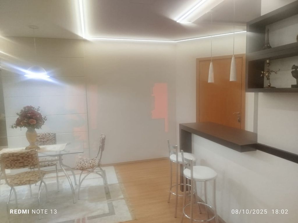 Locação Apartamento ? Edifício Due Torri