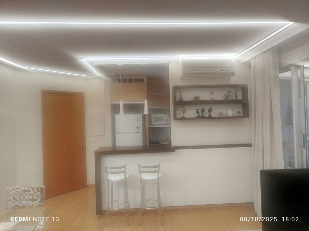 Locação Apartamento ? Edifício Due Torri