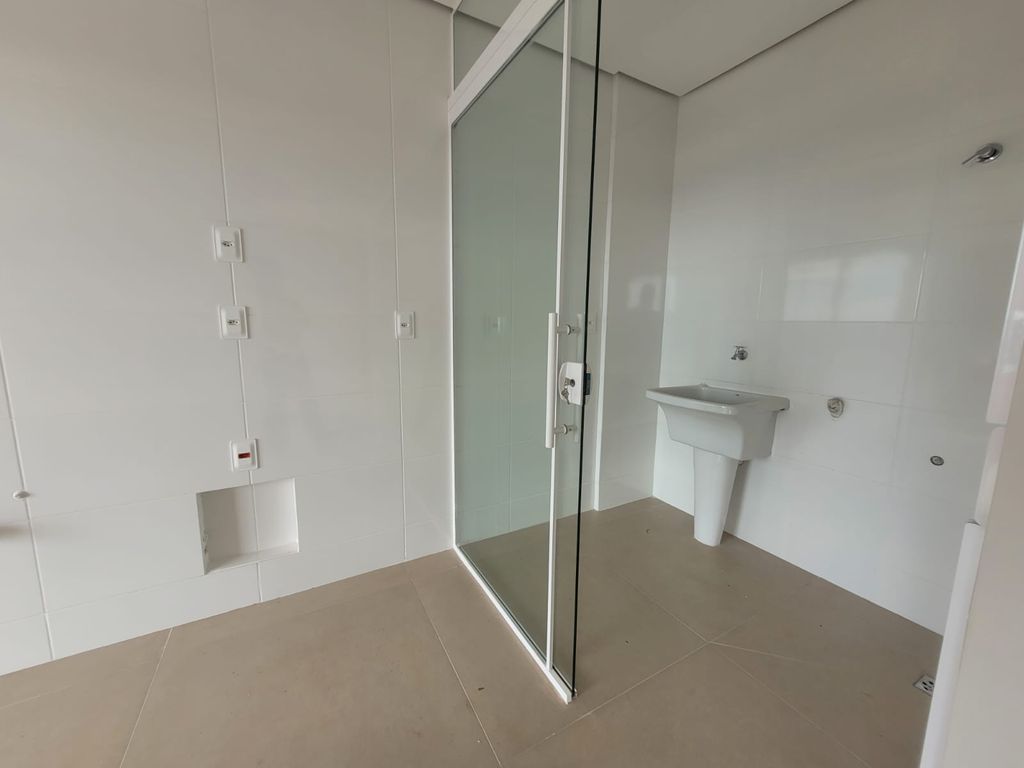 Venda ? Apartamento de Alto Padrão em Cambé!