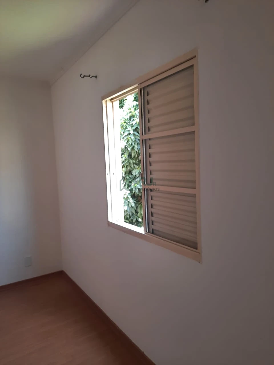 Imagens do imóveis Apartamento à venda no Condomínio Residencial Tietê com 2 quartos na Região Central de Londrina