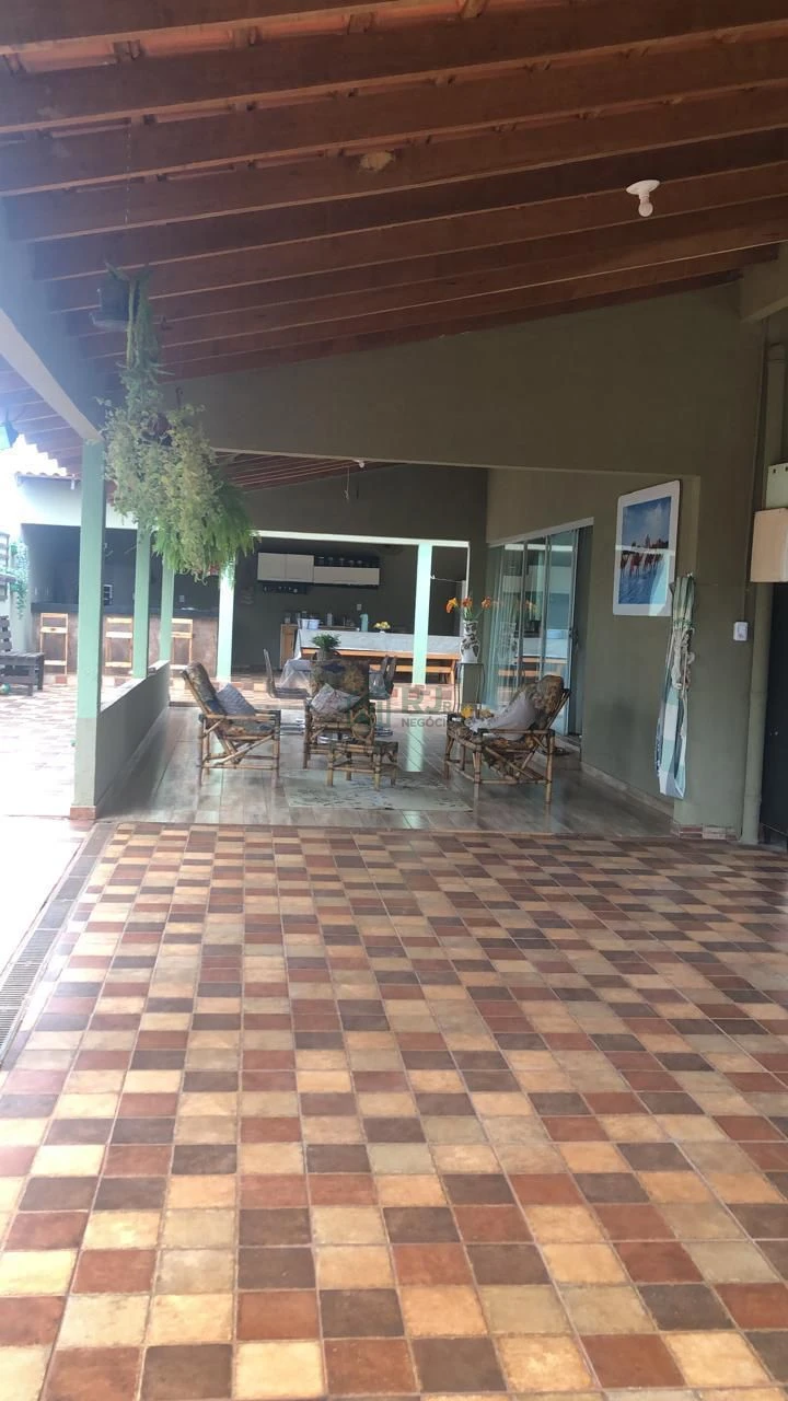 Chácara à Venda - Água dos Periquitos, Londrina/PR