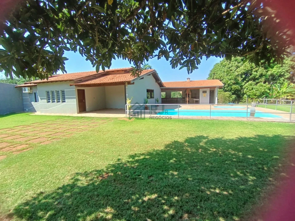 Imagens do imóveis Chacára no Limoeiro - Perfeita para família