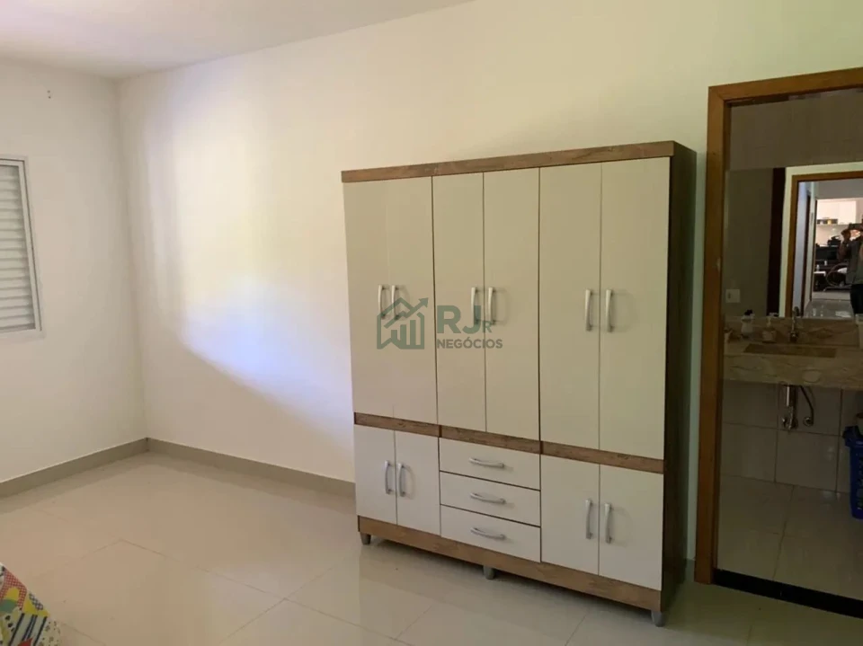 Imagens do imóveis Chácara para Locação em Condomínio Fechado