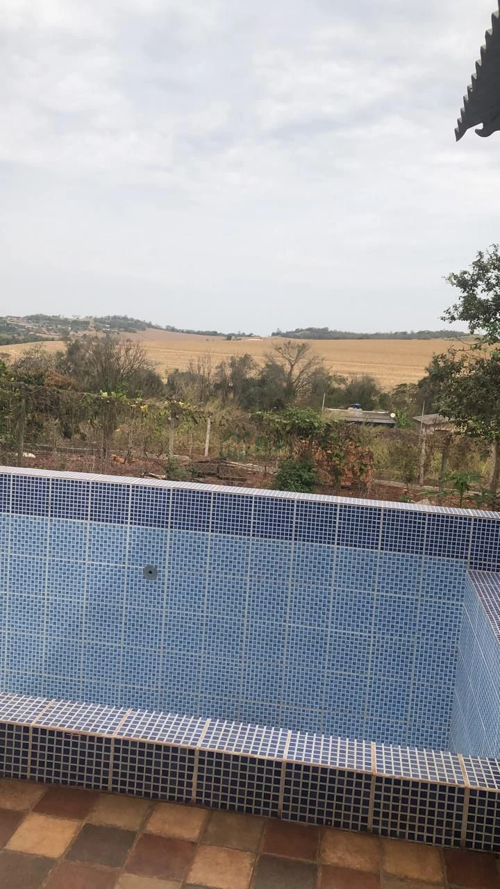 Chácara à Venda - Água dos Periquitos, Londrina/PR