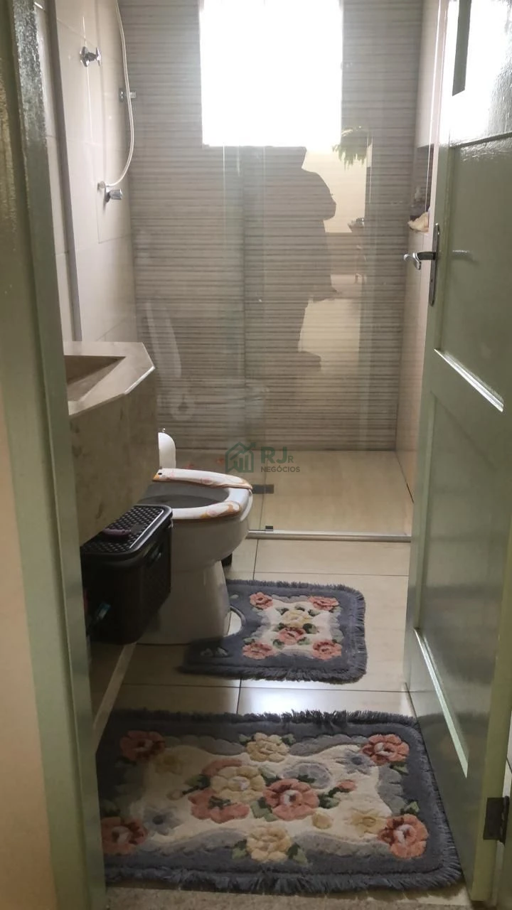Chácara à Venda - Água dos Periquitos, Londrina/PR