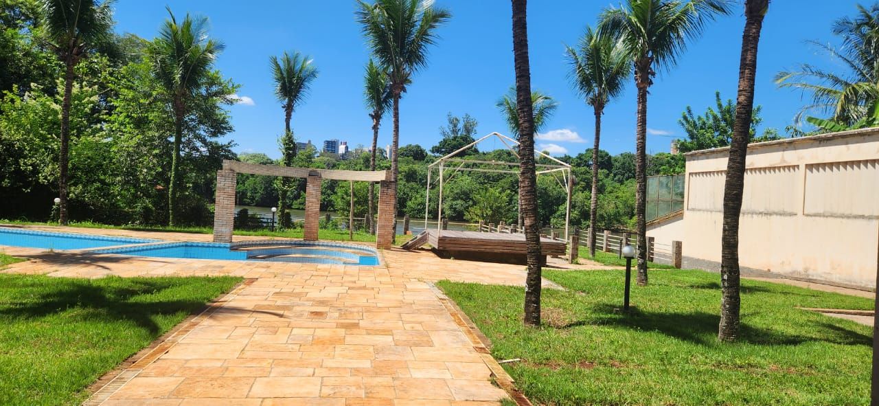 Venda Casa Comercial de frente para o Lago Igapó Londrina-PR