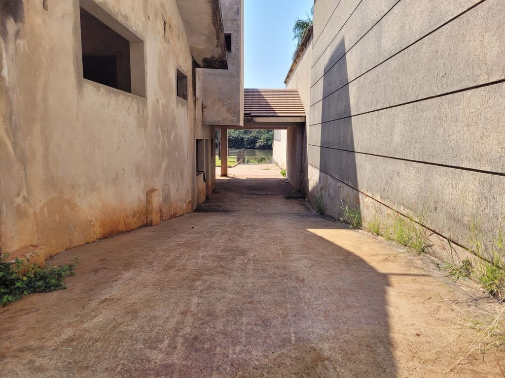 Venda Casa Comercial de frente para o Lago Igapó Londrina-PR