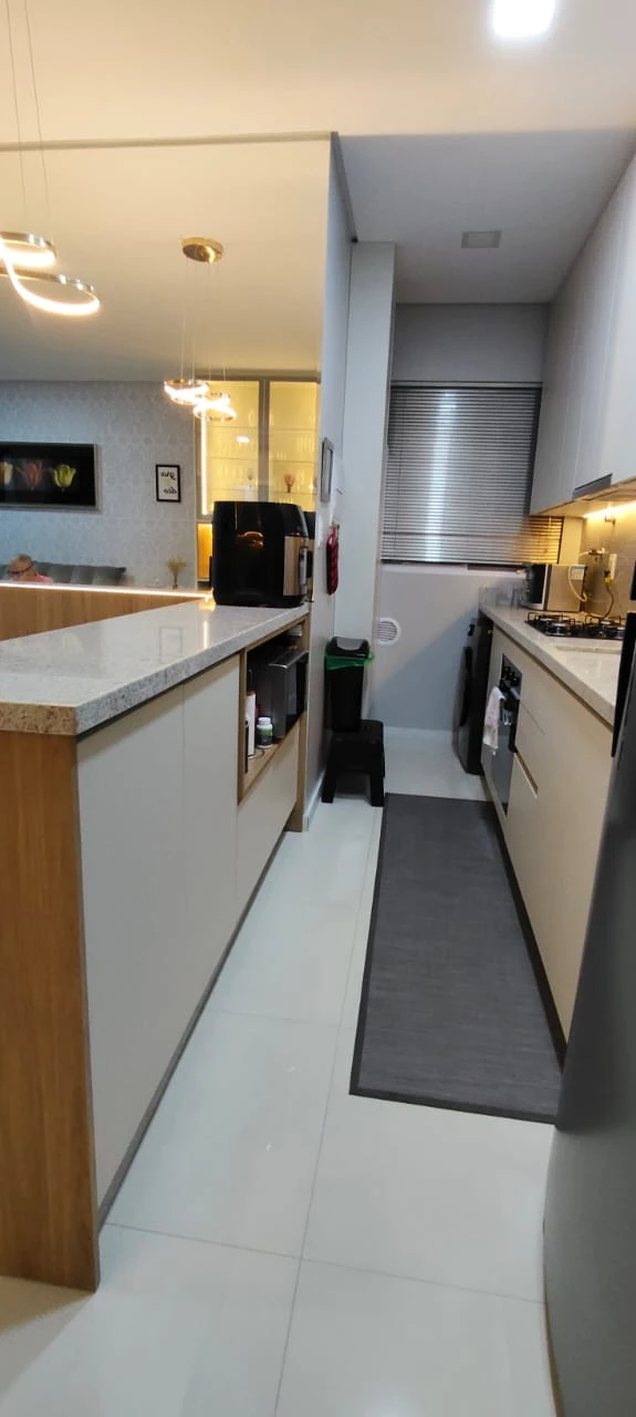 Imagens do imóveis Apartamento Mobiliado à Venda - Edifício Floriano - Próximo ao Mar