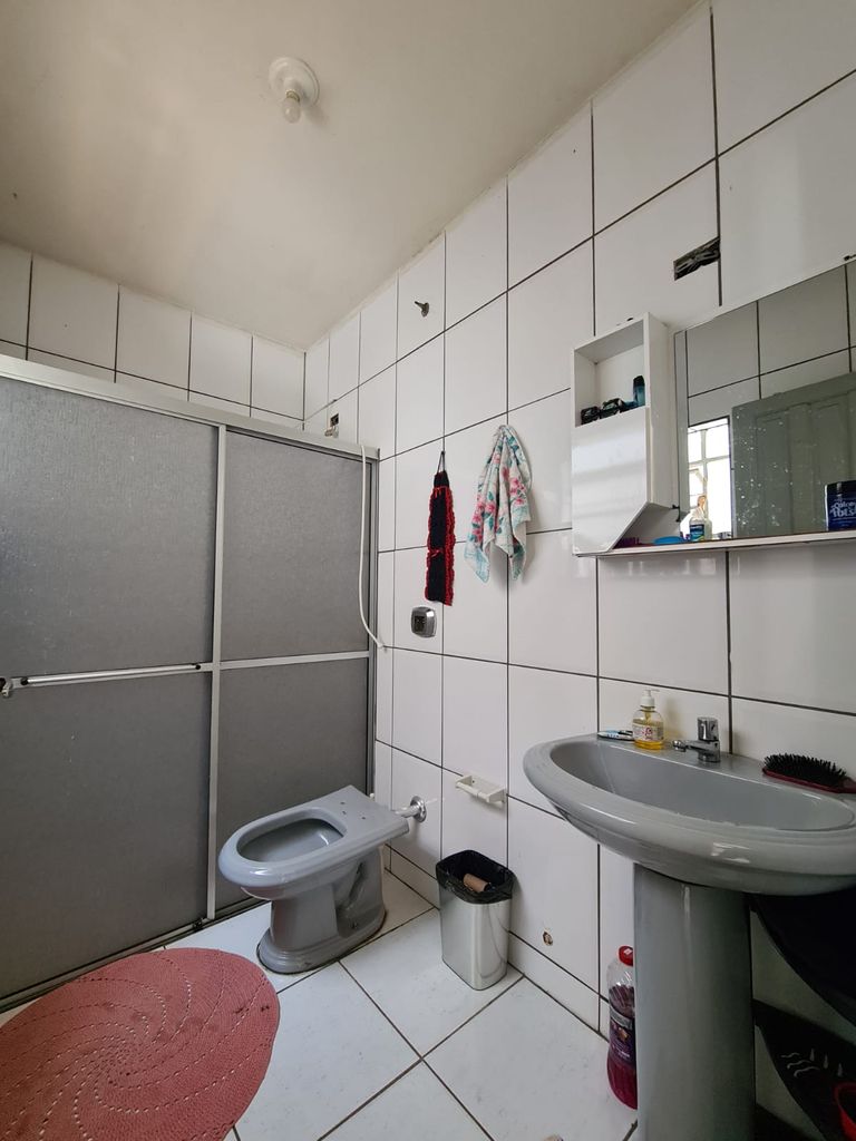 Casa ampla com edícula ? Vila Paglia, Londrina