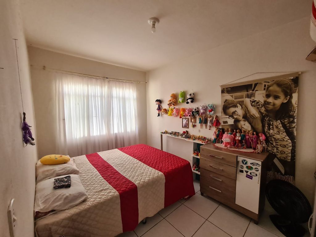 Casa ampla com edícula ? Vila Paglia, Londrina