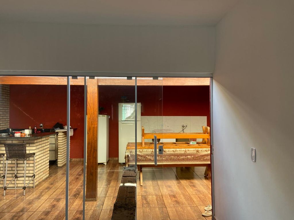 Excelente Casa à venda na Zona Norte de Londrina