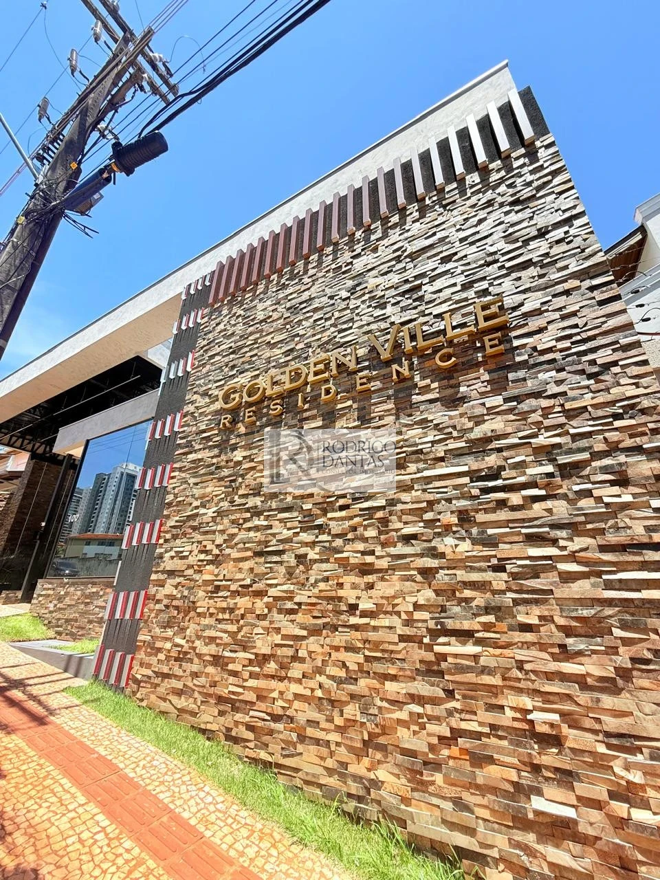 Imagens do imóveis GOLDEN VILLE SOBRADO - VENDA - GLEBA PALHANO - ALTO DA COLINA - LONDRINA PR