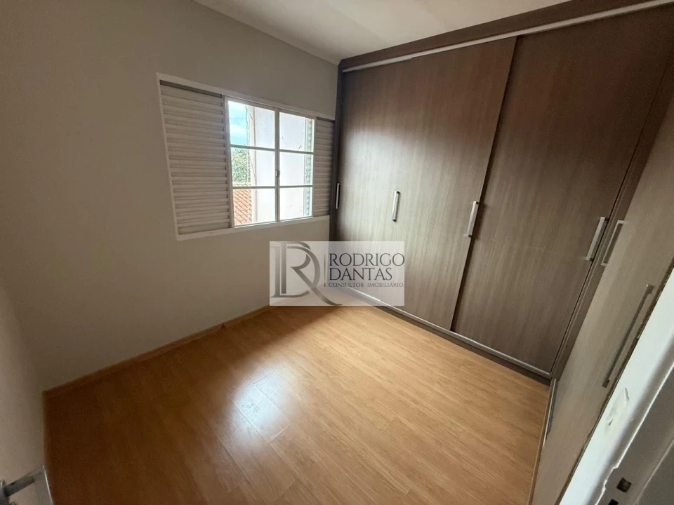 Imagens do imóveis SOBRADO - VENDA - LOCAÇÃO - AEROPORTO - LONDRINA PR