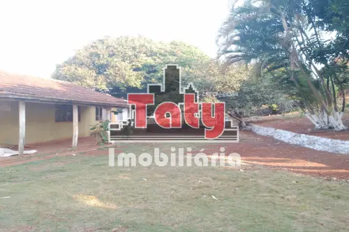 Sitio 64.000m² em Lerroville