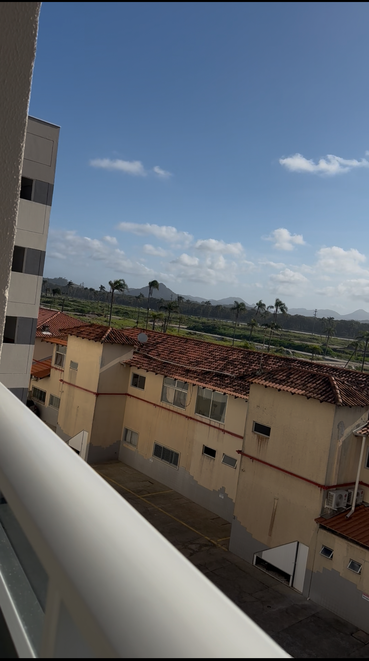 Imagens do imóveis Vende-Se Apartamento Praia Itapoa, 100 Metros Do Mar