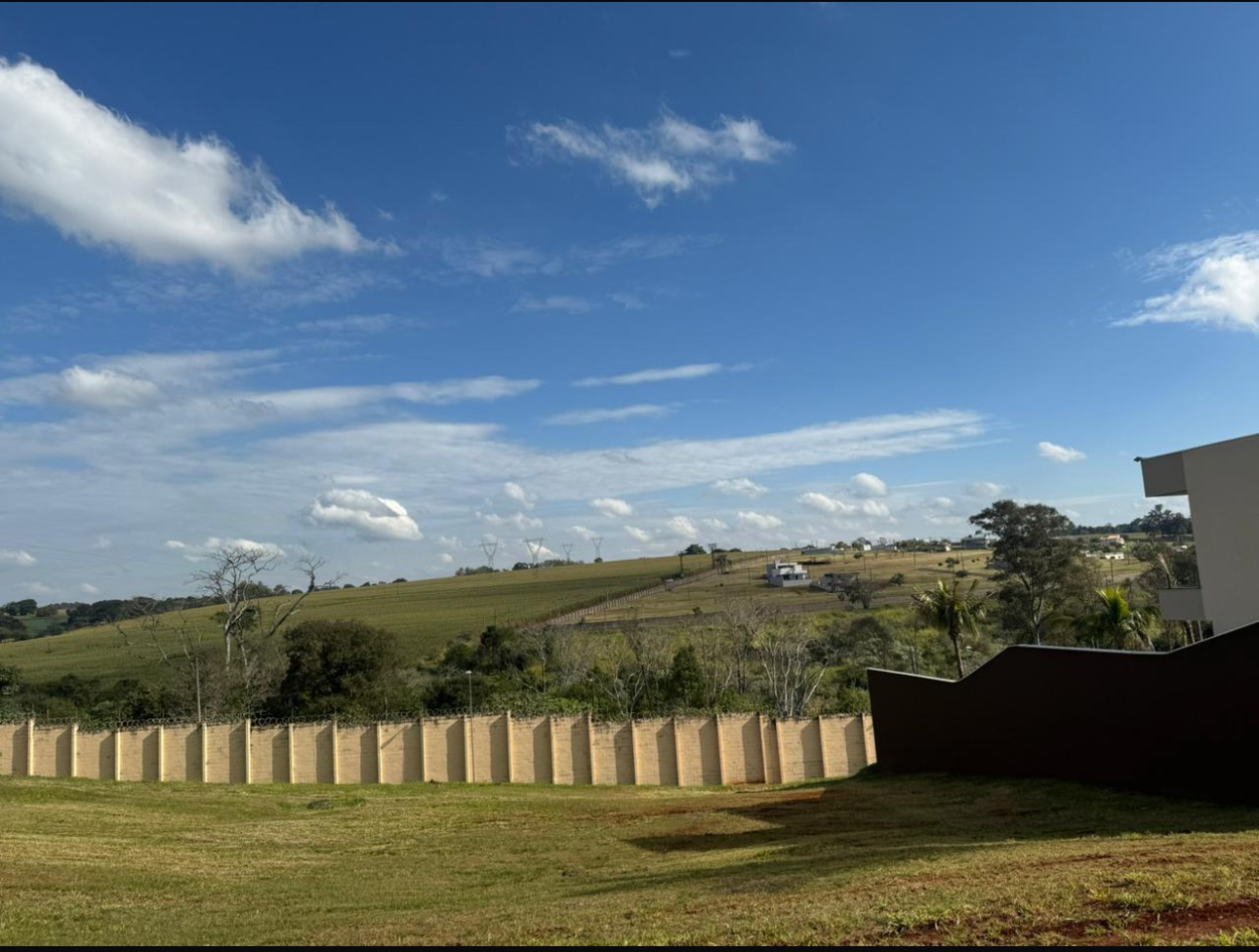 Imagens do imóveis Villaggio Do Engenho Condomínio