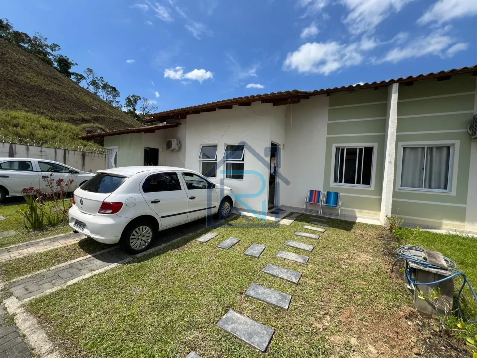 Casa averbada no itinga