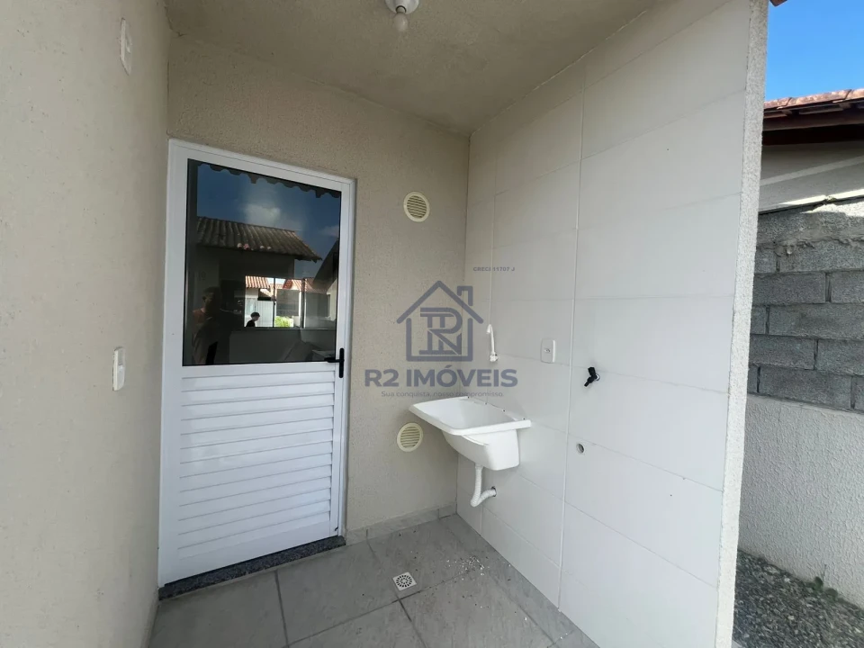 Imagens do imóveis Casa em condomínio fechado no final do Itinga