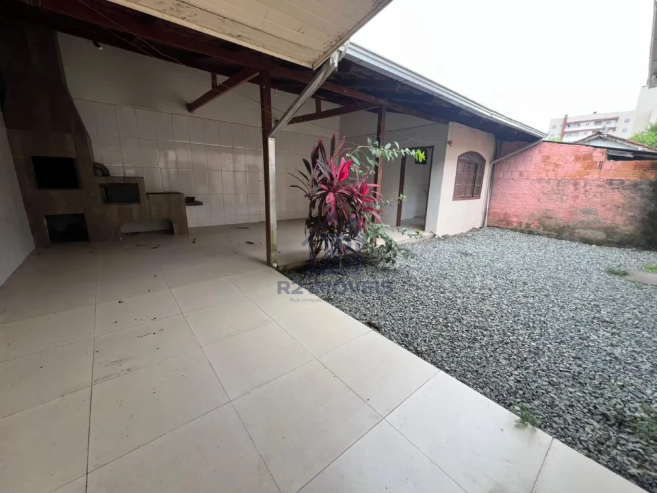 Imagens do imóveis Casa Averbada no Itinga
