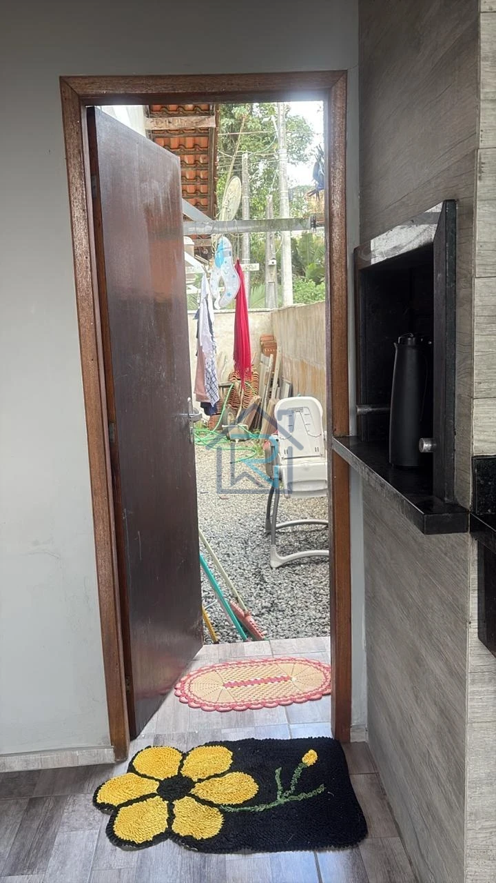 Imagens do imóveis Casa Semi Mobiliada no Itinga