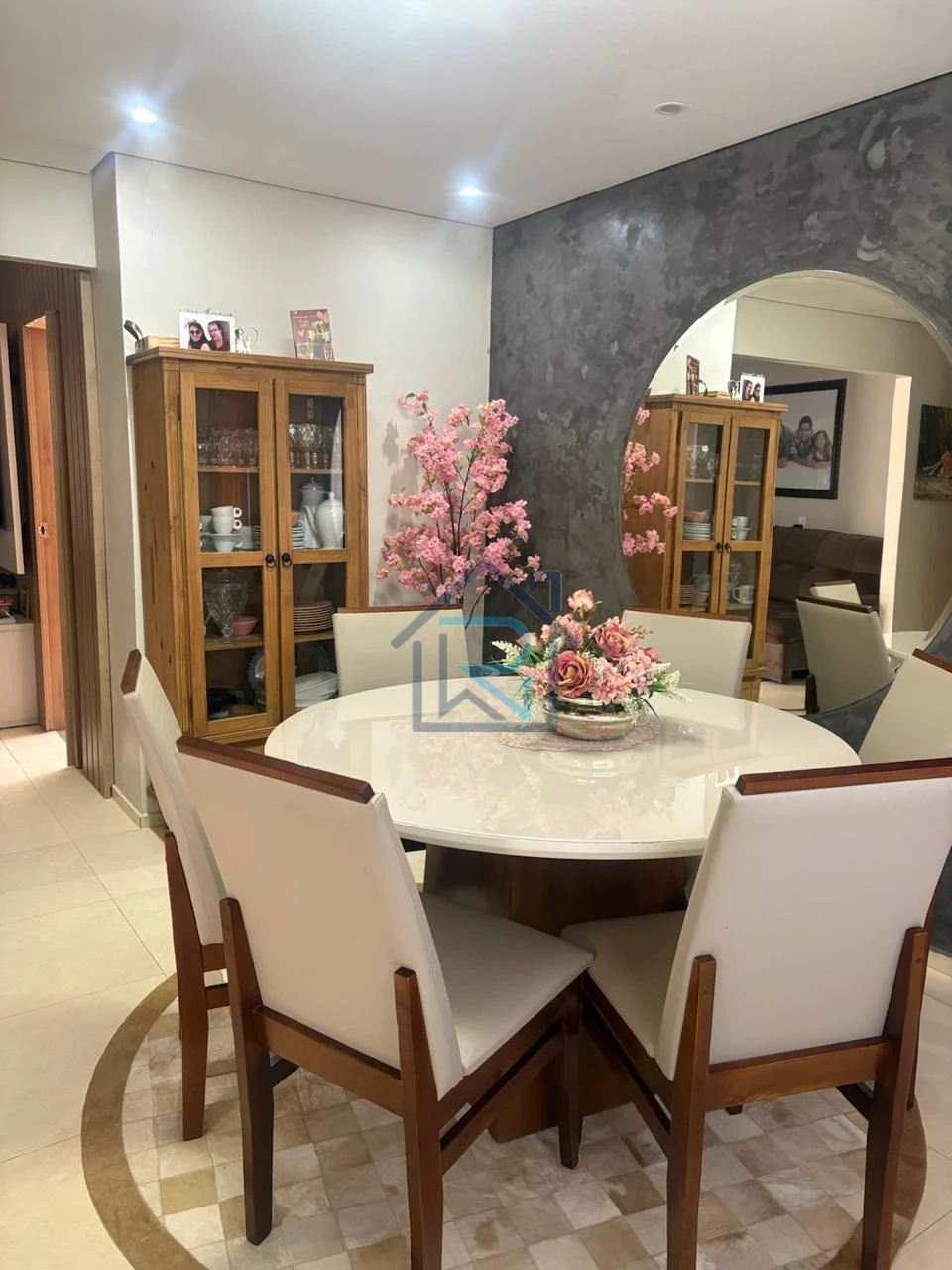 Imagens do imóveis Casa Semi Mobiliada no Itinga