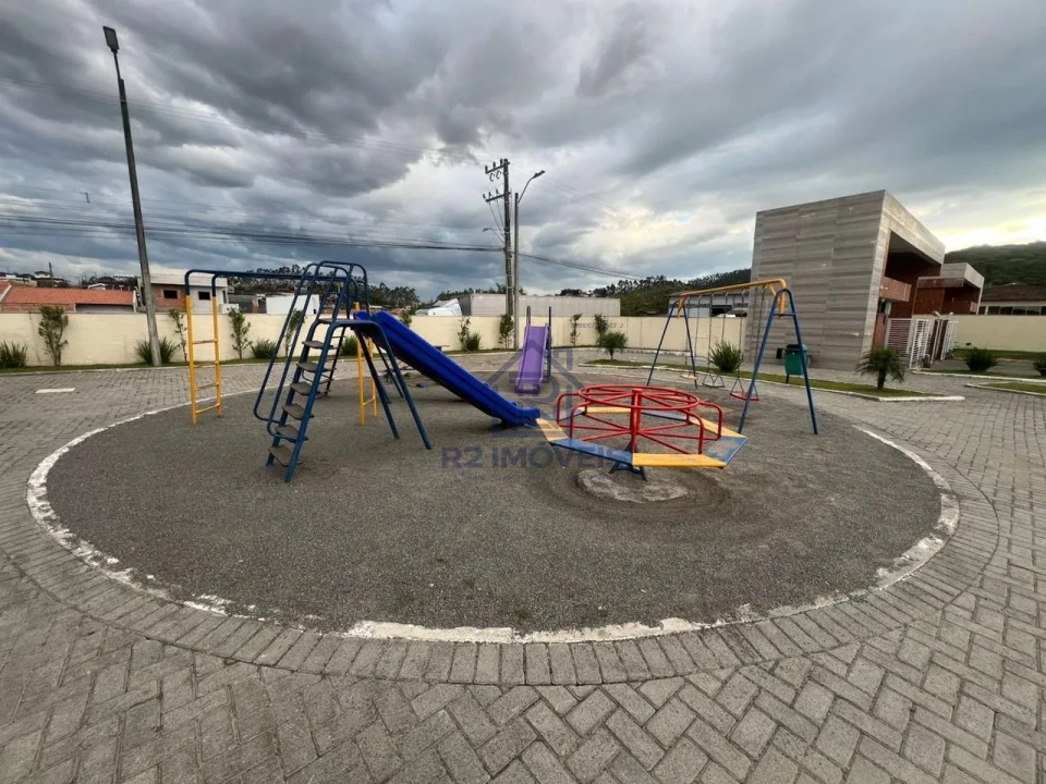 Imagens do imóveis CASA PORTEIRA FECHADA NO ITINGA