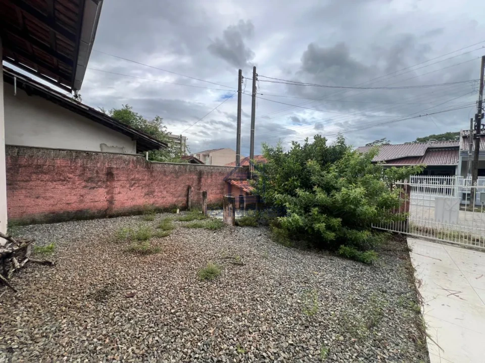 Imagens do imóveis Casa Averbada no Itinga