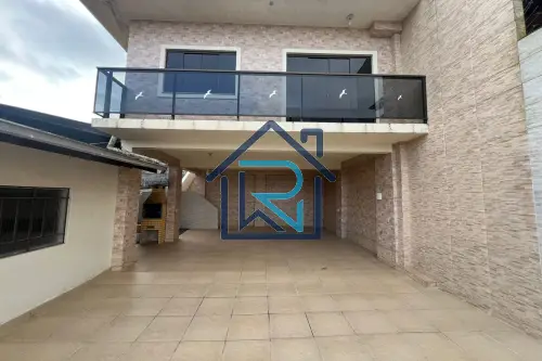 Casa ampla para alugar no Petrópolis – 2 Quartos