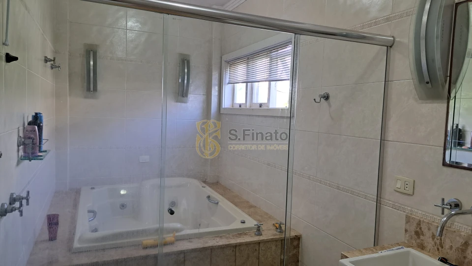 Casa em Condomínio À Venda E Locação Condomínio Royal Tennis Londrina