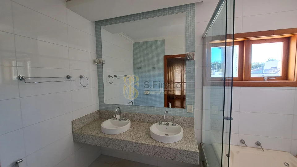 Casa em Condomínio À Venda E Locação Condomínio Royal Tennis Londrina