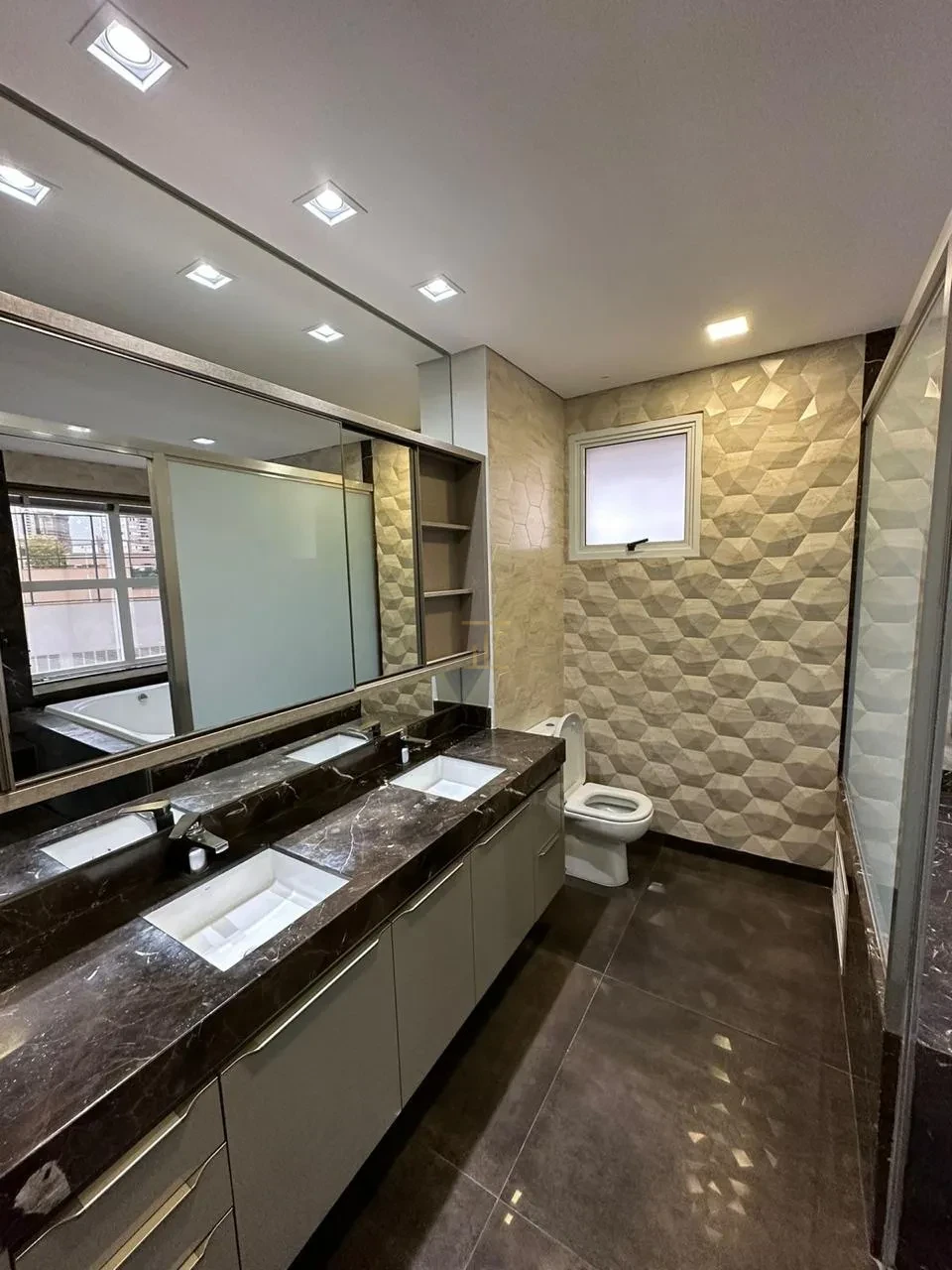 Imagens do imóveis Apartamento À Venda Edifício Casa Batlló Londrina