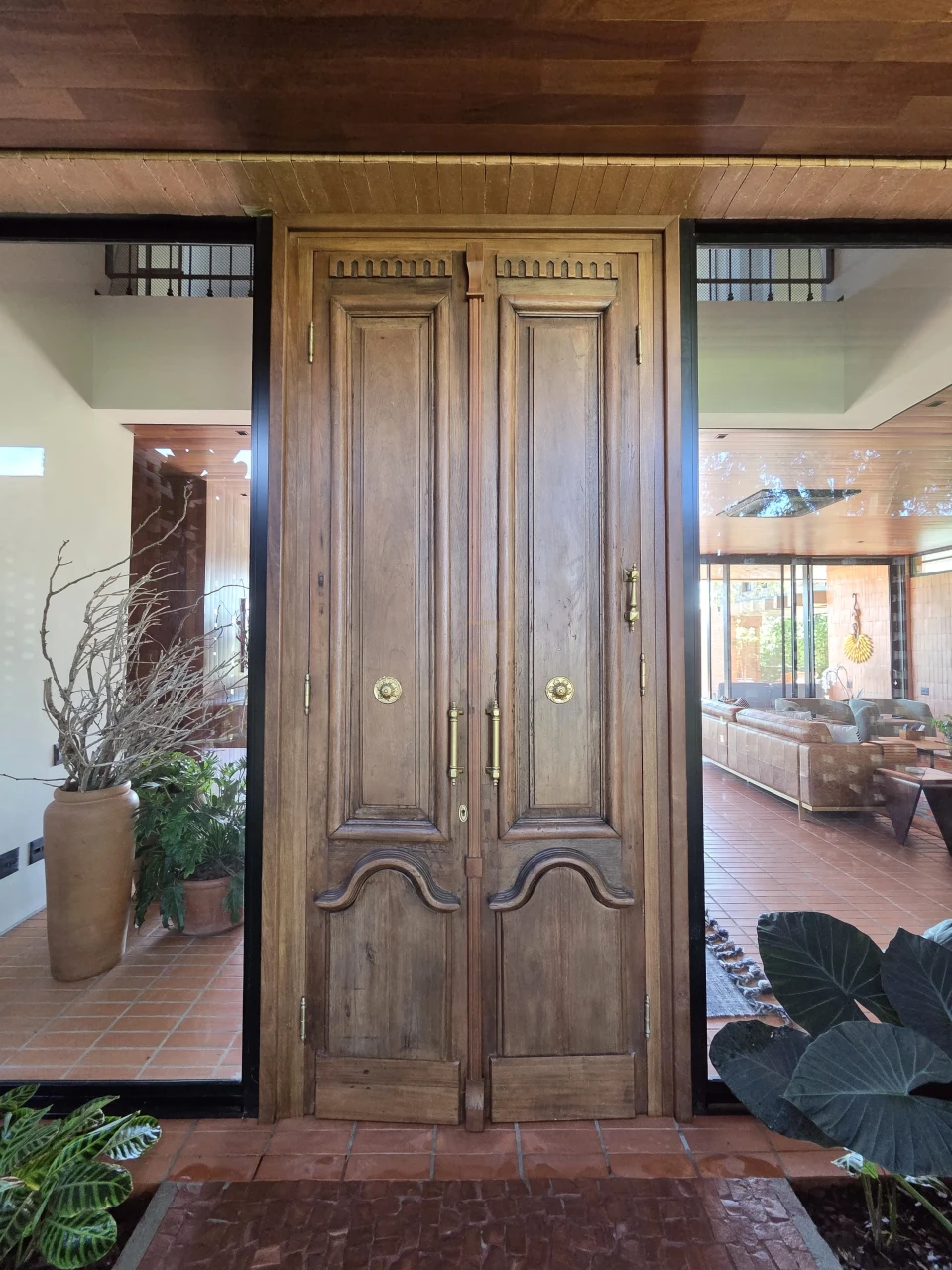 Casa a Venda com 4 Suítes